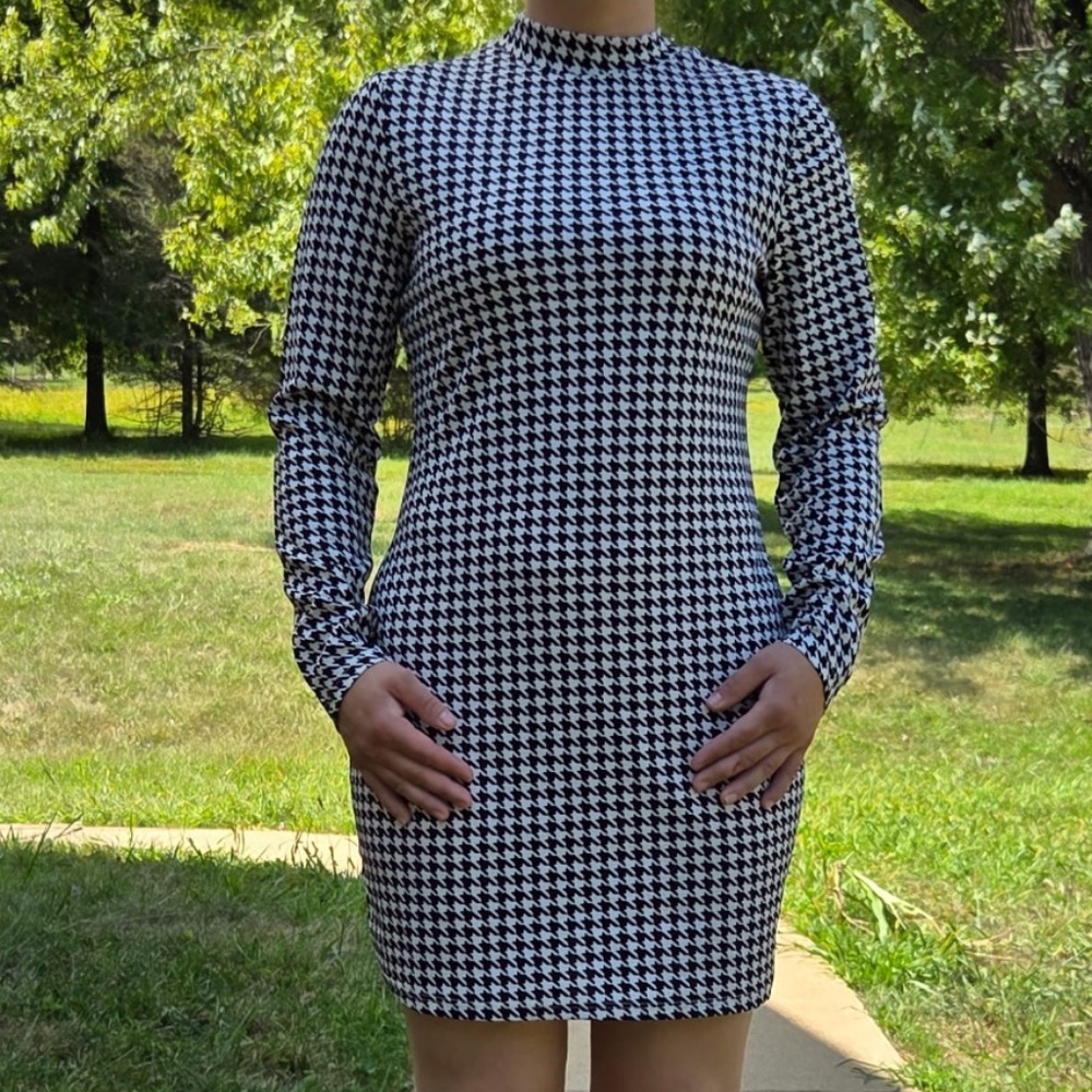 NWT Blush Mark Bodycon Mini Dress Size Large
